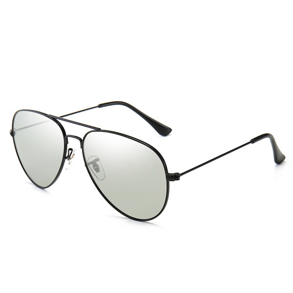 Metallraamiga naiste päikeseprillid