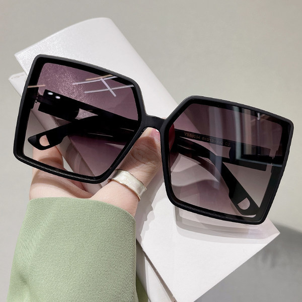 Νέο μοντέλο τετράγωνα γυαλιά ηλίου για γυναίκες