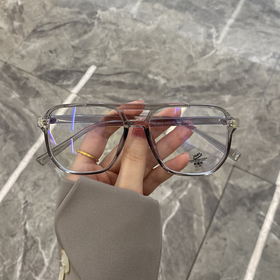 Γυναικεία διάφανα γυαλιά ηλίου με πλαστικό σκελετό