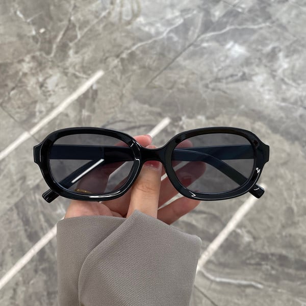 Uus UV-kaitsega naiste päikeseprillide mudel