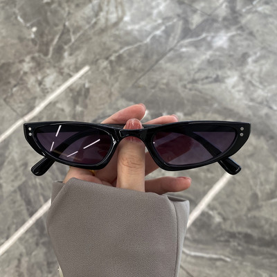 Uus õhukeste raamidega unisex päikeseprillide mudel