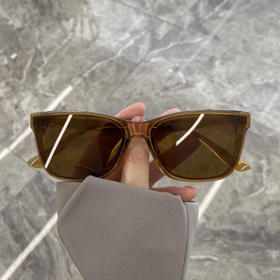 UV-kaitsega vabaajaprillid naistele ja meestele