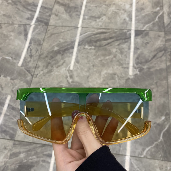 Mask päikeseprillid - mitut värvi