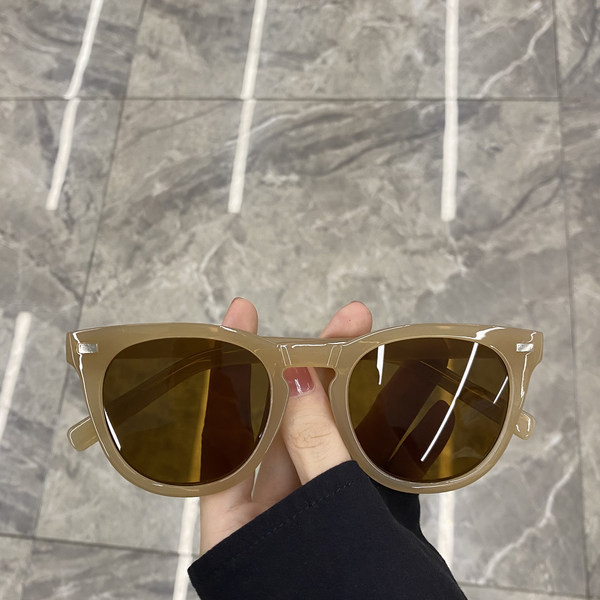 Retro stiilis naiste prillid