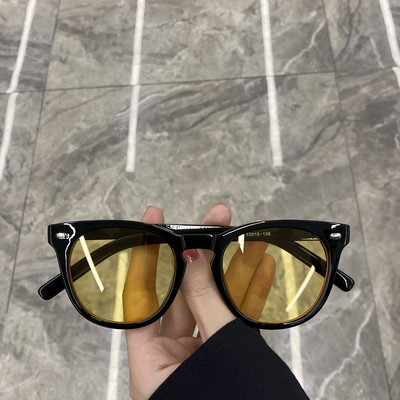 Ovaalse kujuga naiste prillid uus mudel