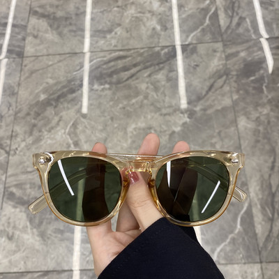 Ovaalse kujuga naiste prillid uus mudel