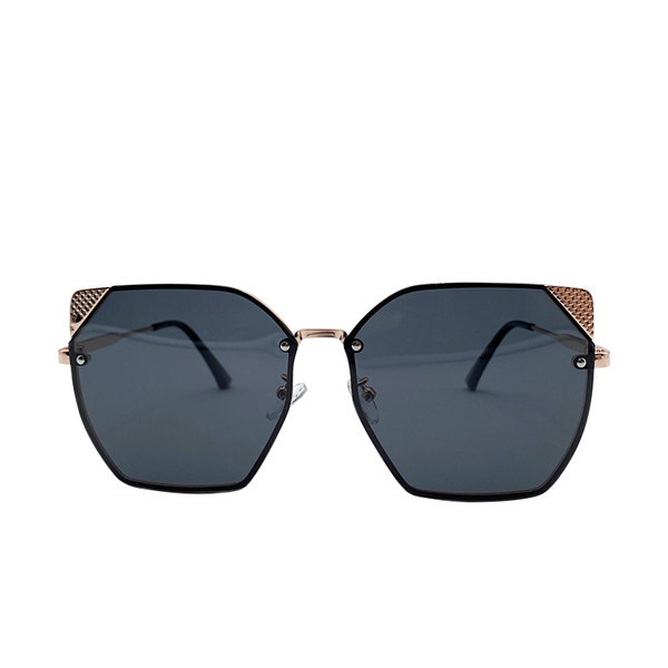 Moodsad metallist kaunistusega naiste prillid