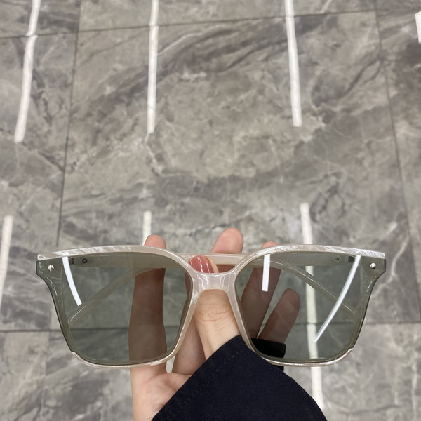 Naiste õhukeste raamidega prillid uus mudel