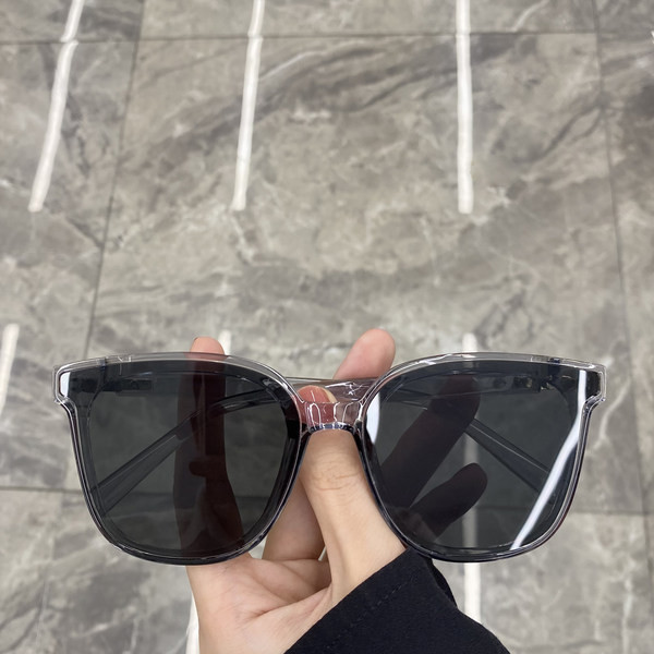 Naiste ümarad prillid