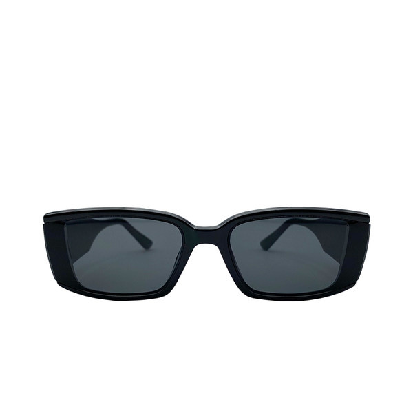 Naiste retroprillide uus mudel värviliste klaasidega