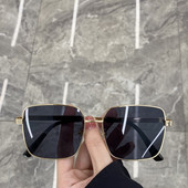 Uus õhukeste raamidega naiste prillide mudel