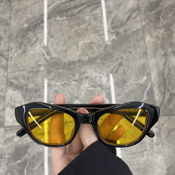 Plastraamiga vabaajaprillid naistele ja meestele