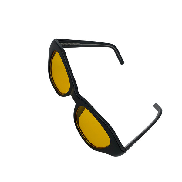 Plastraamiga vabaajaprillid naistele ja meestele