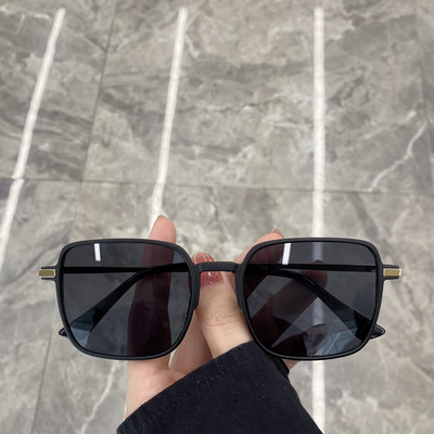 Νέο μοντέλο γυναικεία γυαλιά με λεπτό χρωματιστό σκελετό