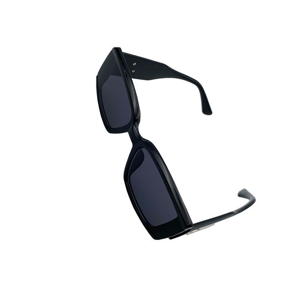 Naiste värviliste raamidega prillid - mitut värvi