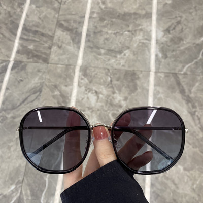 Uus metallraamiga naiste päikeseprillide mudel