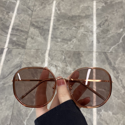 Uus metallraamiga naiste päikeseprillide mudel