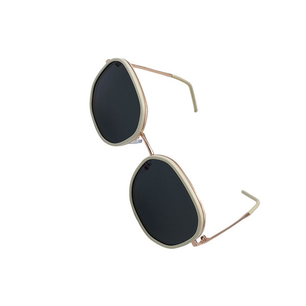 Uus metallraamiga naiste päikeseprillide mudel