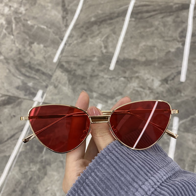 Μοντέρνα γυναικεία γυαλιά με μεταλλικό σκελετό - ρετρό στυλ