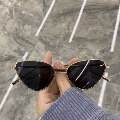 Moodsad metallraamiga naiste prillid - retro stiilis