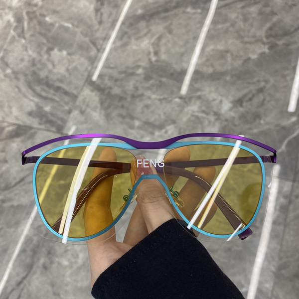 Moodsad naiste aviator päikeseprillid