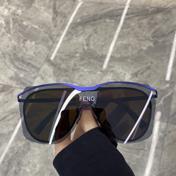 Moodsad naiste aviator päikeseprillid