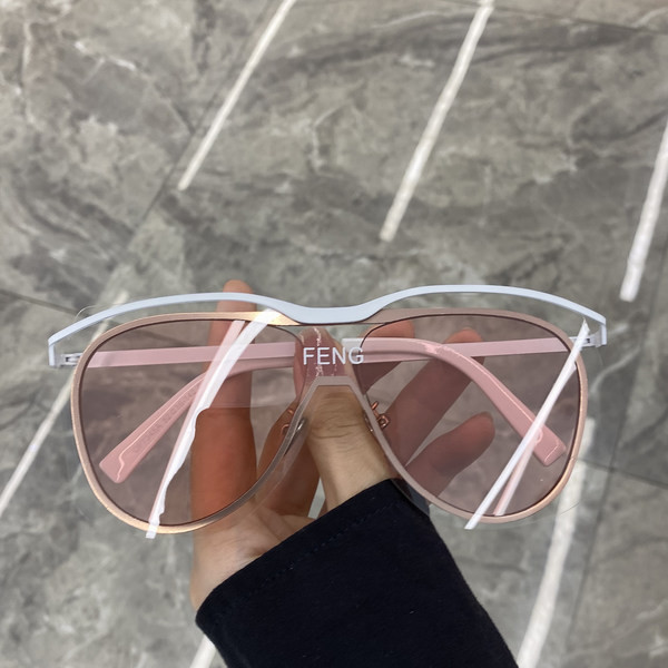 Moodsad naiste aviator päikeseprillid