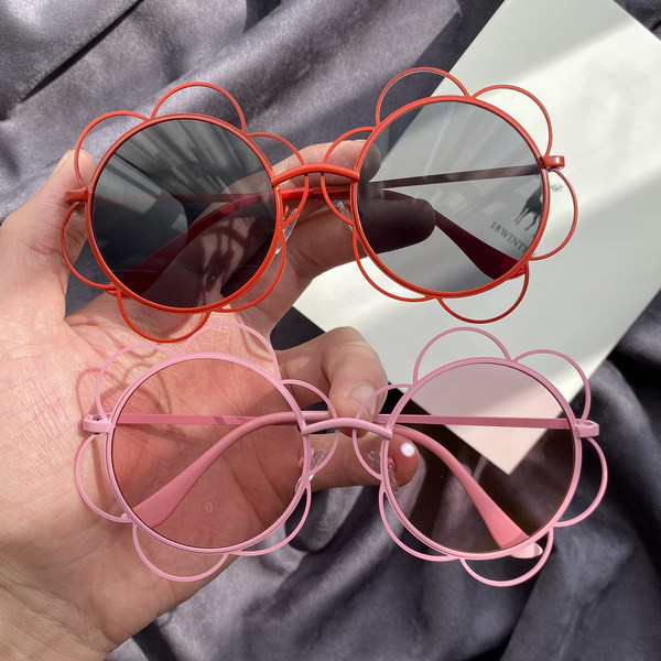 Moteriški stilingi apvalūs akiniai plonu rėmeliu