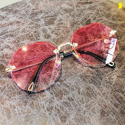 Naiste ümarad metallraamiga prillid