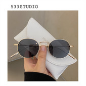 Mitmes värvitoonis õhukese raamiga ümarad naiste prillid