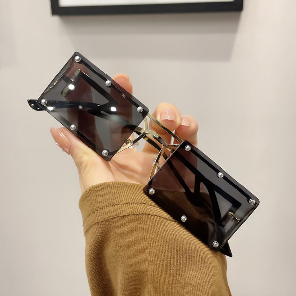 Naujo modelio moteriški akiniai nuo saulės su UV apsauga