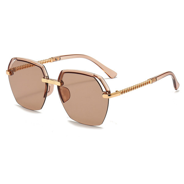 Stilingi moteriški akiniai nuo saulės metaliniais rėmeliais