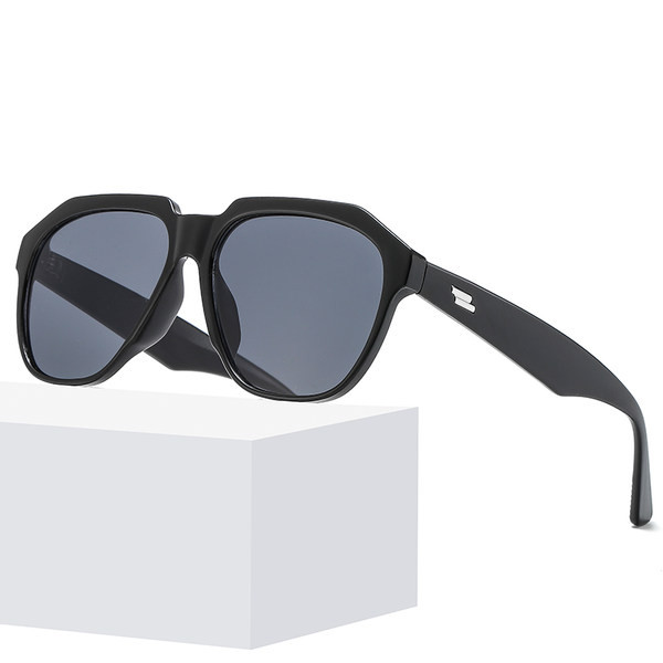 Uus UV-kaitsega naiste prillide mudel