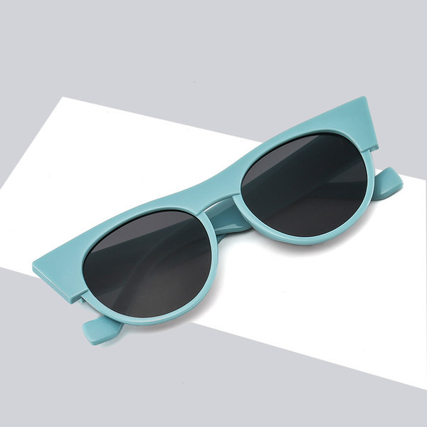 Moodsad päikeseprillid naistele