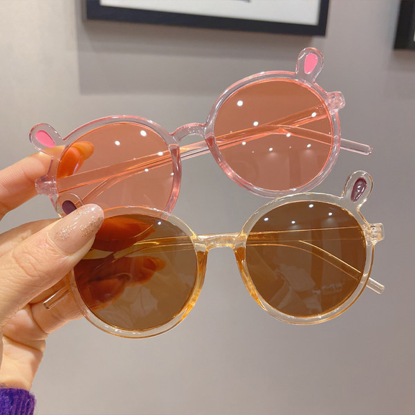 Ümmargused 3D-elemendiga prillid