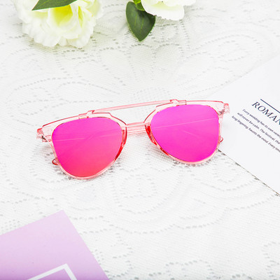 Naiste värviliste klaasidega retroprillid