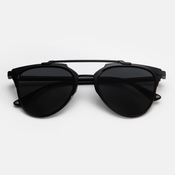 Naiste värviliste klaasidega retroprillid