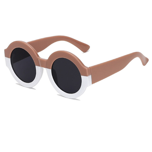 Moodsad ümara kujuga naiste prillid