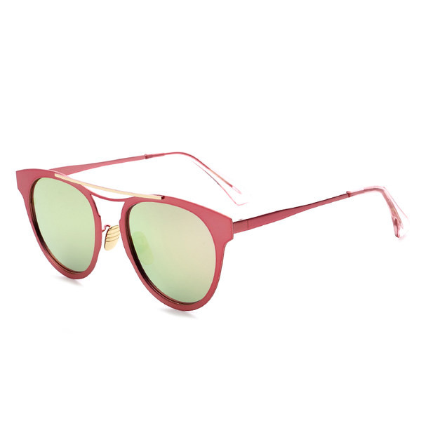 Värviliste raamidega päikeseprillid