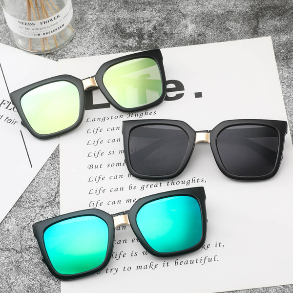 Dnevne sunčane naočale za žene i muškarce