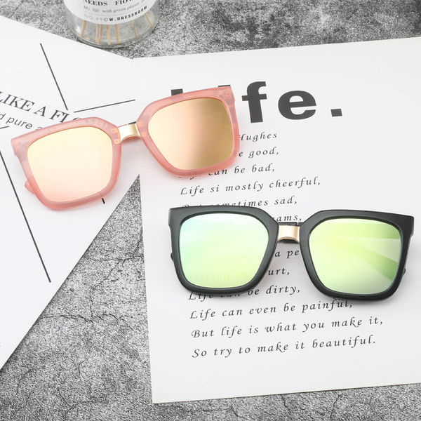 Dnevne sunčane naočale za žene i muškarce