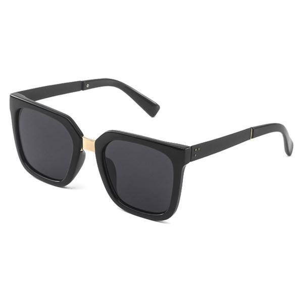 Dnevne sunčane naočale za žene i muškarce