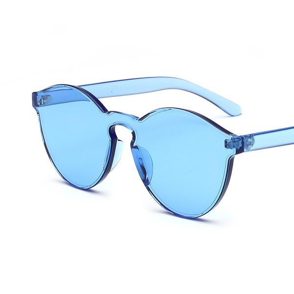 Γυναικεία χρωματιστά γυαλιά ηλίου με λεπτό πλαστικό σκελετό