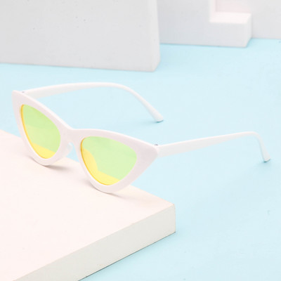 Γυναικεία γυαλιά με πλαστικό σκελετό