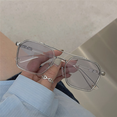 Τετράγωνα γυαλιά νέο μοντέλο για γυναίκες