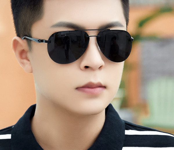 Meeste ovaalsed päikeseprillid