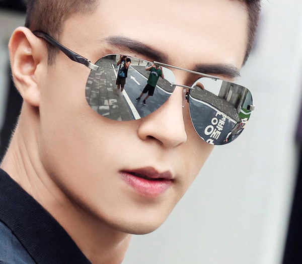 Meeste ovaalsed päikeseprillid