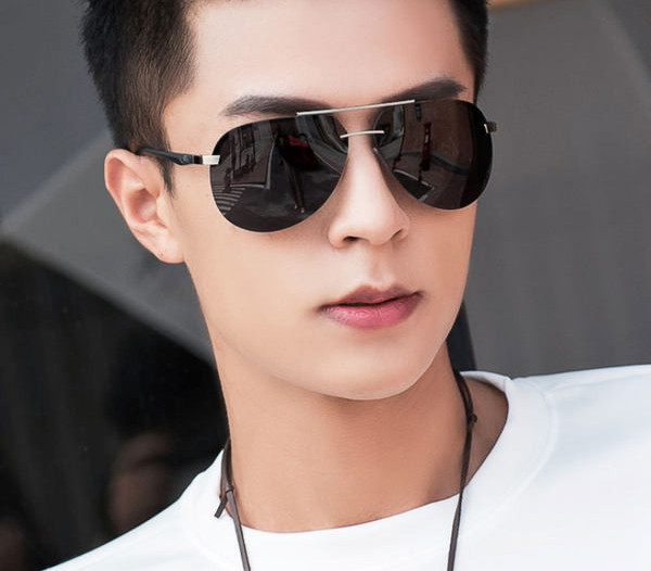 Meeste ovaalsed päikeseprillid