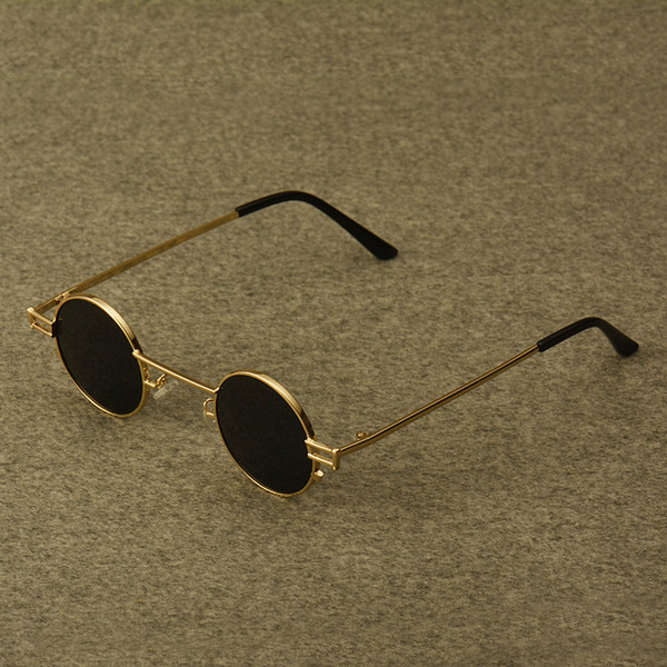 Retro meeste prillid mitmes värvitoonis