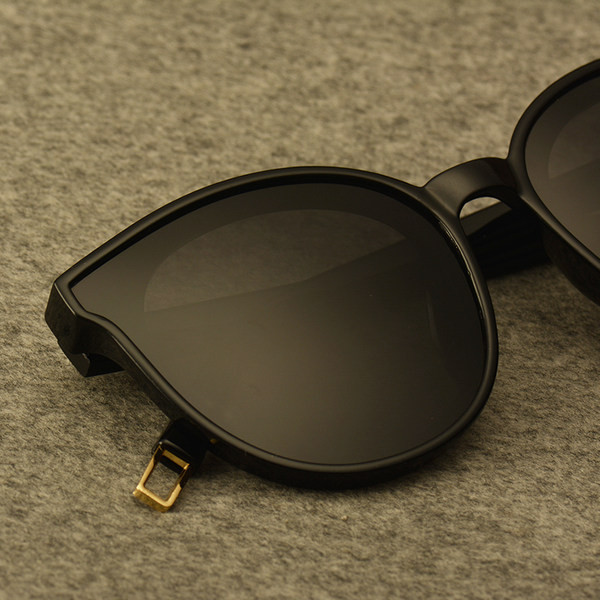 Moodsad ümarad prillid - meestele ja naistele